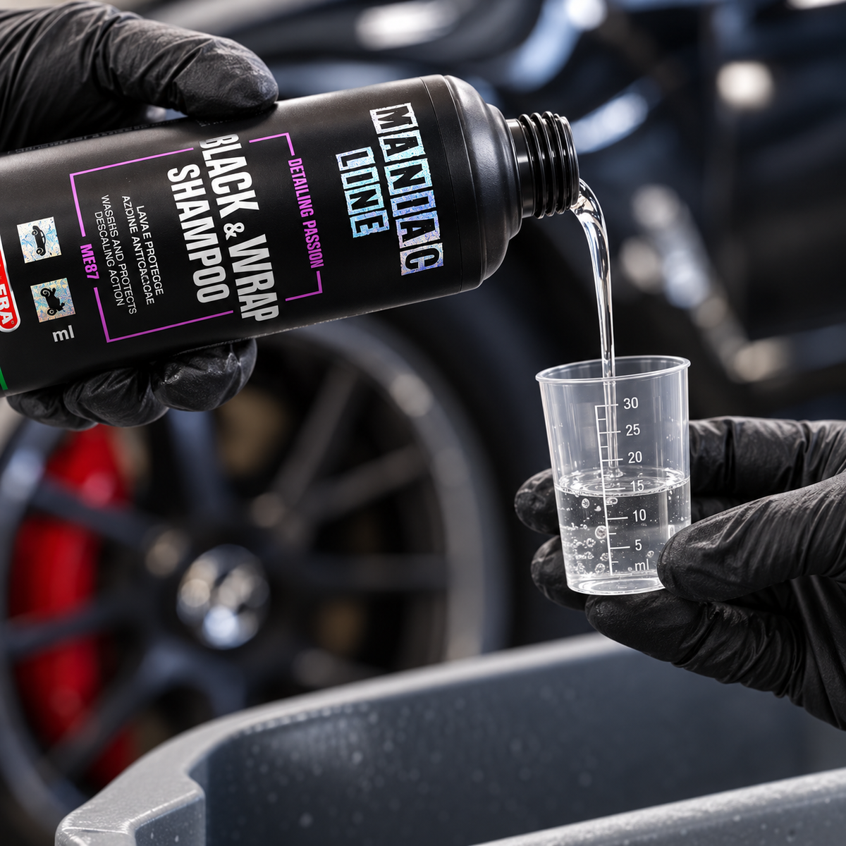 Black & Wrap Shampoo professionale 2 in 1 auto nere - MA-FRA Maniac Line