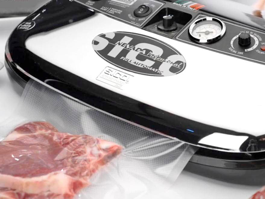 MACCHINA SOTTOVUOTO SICO NEVADA - PREZZO SPEDIZIONE INCLUSA - BARRA 32CM colore silver CONFEZIONATRICE semi - professionale, superautomatica, TRIPLA SALDATURA. Per piccole attività, chef, cacciatori, pescatori e famiglie esigenti MADE IN ITALY - ELETTROFER