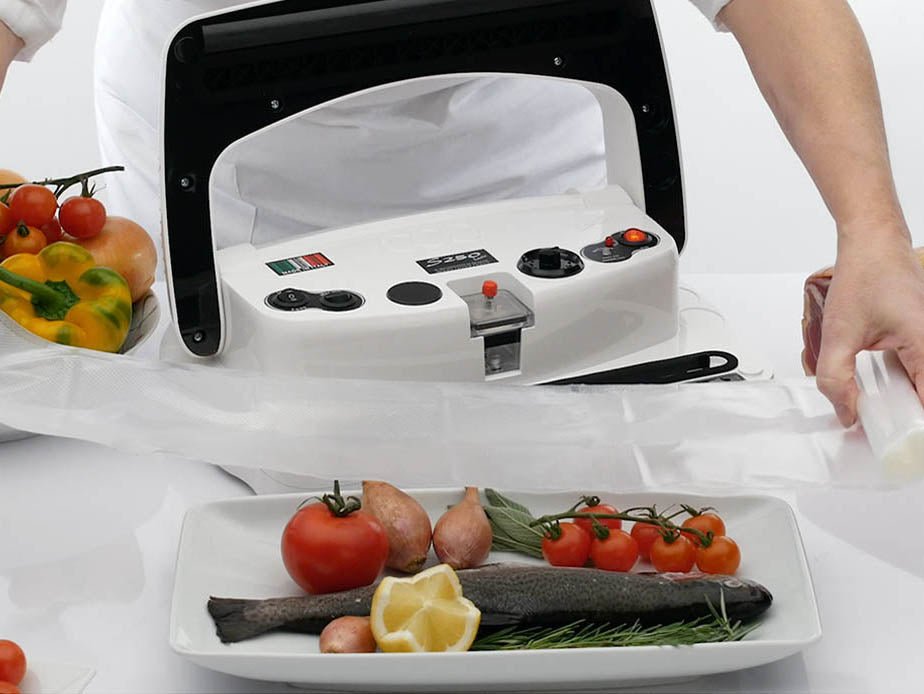 MACCHINA SOTTOVUOTO SICO S250 BASIC colore BIANCO - PREZZO SPEDIZIONE INCLUSA - BARRA 25CM - CONFEZIONATRICE MADE IN ITALY, SALDATURA MANUALE REGOLABILE IN 10 POSIZIONI, DOPPIO FILTRO, SISTEMA ANTI SURRISCALDAMENTO, PER BUSTE ROTOLI E CONTENITORI - ELETTROFER